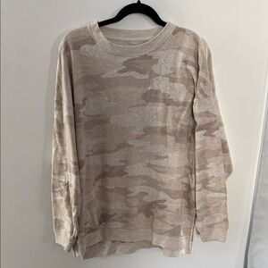 American Eagle Outfitters Beige Camouflage Crewneck Sweater